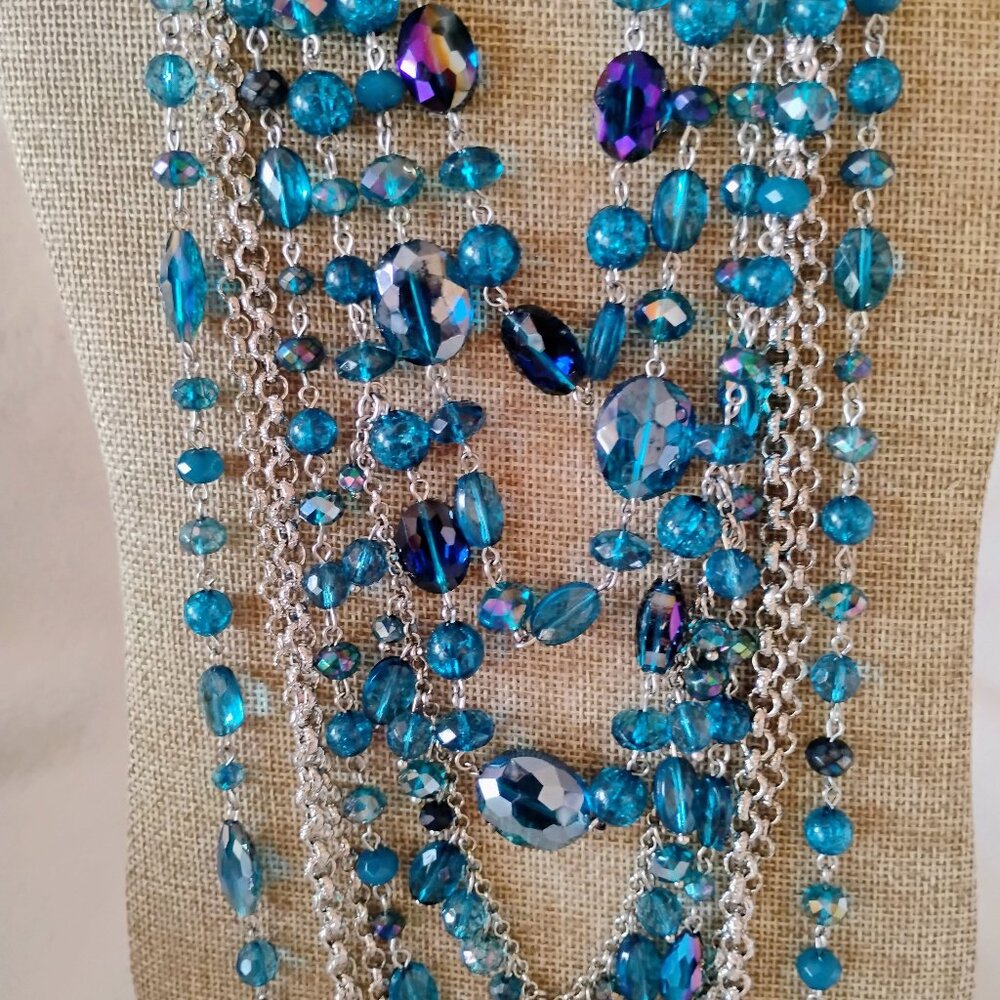 Stunning multi strand blue beaded necklace new in box Premier Designs jewelry